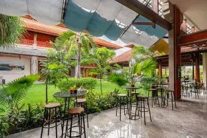 Outdoor Area - Tunjung Mekar Lobby Lounge